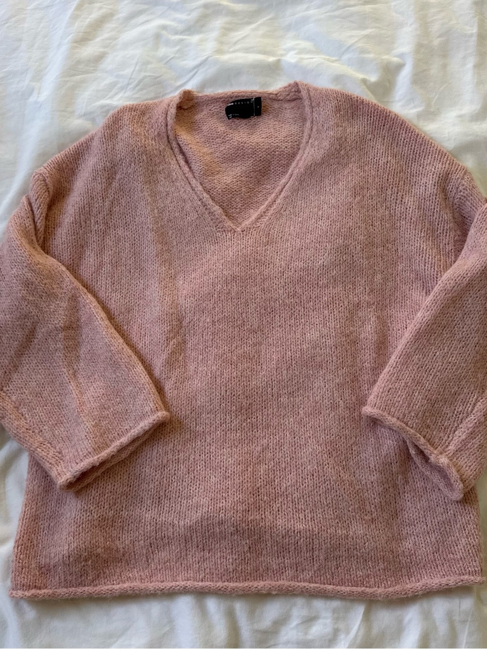 ASOS V-Neck Women's Sweater in Dusty Pink